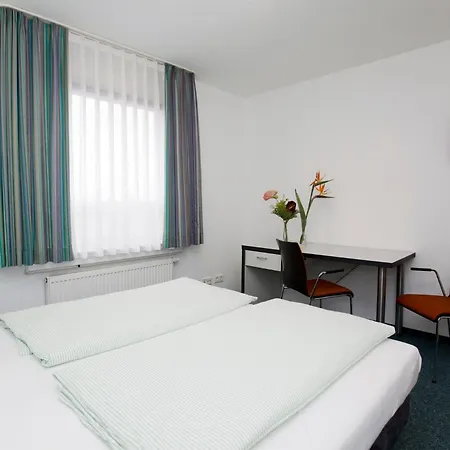 Hostel Koeln-deutz *