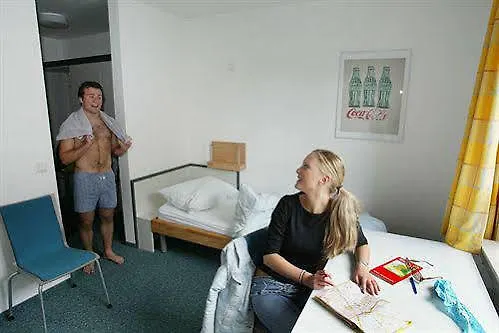 Auberge de jeunesse Koeln-deutz *